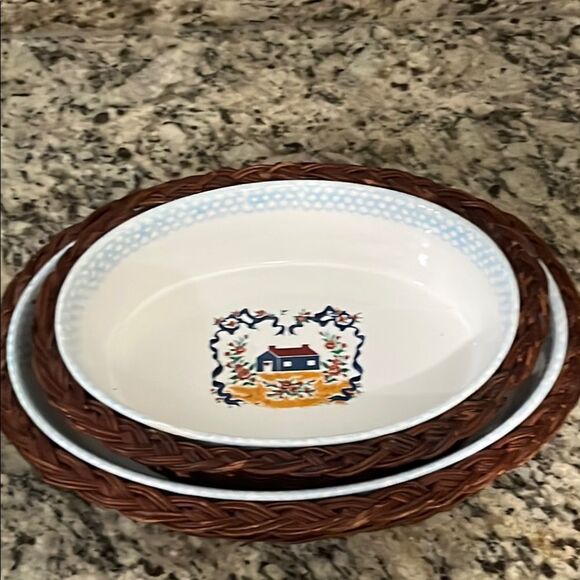 Teamson 1995 Decorative Oval Baking dishes  with Wicker Baskets Spongeware Edge - Picture 7 of 7